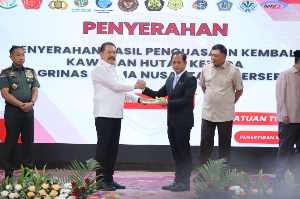 https://www.gardatipikornews.com.adhyaksanews.com/parlemen-jalanan-sulawesi-tenggara-geruduk-kejati-sultra-desak-segera-periksa-kepala-dinkes-kolaka