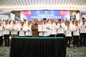 https://www.gardatipikornews.com.adhyaksanews.com/excavator-turun-di-desa-ciseeng-disaksikan-plt-camat-adhi-nugraha-sstp-mh-kasi-trantib-dan-ketua-dpac-ppbni-satria-banten