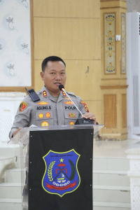 https://www.gardatipikornews.com.adhyaksanews.com/petani-harus-untung-bupati-tanjab-barat-tegaskan-peran-strategis-desa-dalam-ketahanan-pangan