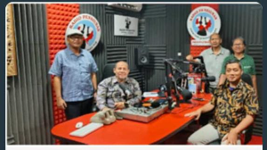 https://www.gardatipikornews.com.adhyaksanews.com/haknya-dizolimi-rahmat-sujitno-pensiunan-guru-asal-banjarejo-somasi-kcp-nasari-madiun-tagih-tangung-jawab