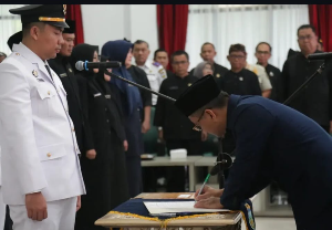 https://www.gardatipikornews.com.adhyaksanews.com/ketum-hmi-mpo-konsel-akan-laporkan-sekda-konawe-selatan-ke-kpk-ri-terkait-dugaan-korupsi-anggaran-makan-minum-dan-pengadaan-komputer