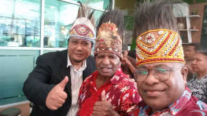 https://www.gardatipikornews.com.adhyaksanews.com/pemdes-cihowe-realisasikan-penyaluran-bantuanlangsung-tunai-dana-desa-tahun-anggaran-2025-bersama-kades-wahyudin