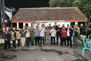 https://www.gardatipikornews.com.adhyaksanews.com/sambangi-provinsi-diy-kemendagri-dorong-pemda-optimalkan-siskamling-dan-pastikan-situasi-kamtibmas-aman
