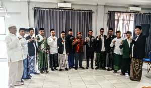 https://www.gardatipikornews.com.adhyaksanews.com/pengacara-kontroversial-trinov-fernando-sianturi-kembali-tuai-kecaman-pernyataan-dinilai-melampaui-batas