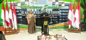 https://www.gardatipikornews.com.adhyaksanews.com/praktik-spp-dan-jual-beli-atribut-sekolah-di-smkn-1-kuluh-hulu-menuai-kritik