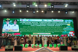 https://www.gardatipikornews.com.adhyaksanews.com/presiden-ri-prabowo-subianto-kembali-meninjau-lokasi-dampak-bencana-dan-meresmikan-jembatan-bailey-padang-mantuang-di-nagari-kayu-tanam