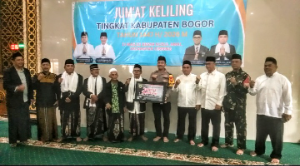 https://www.gardatipikornews.com.adhyaksanews.com/soal-tpt-cisereuh-warga-dan-camat-simpenan-tegaskan-fakta-di-lapangan