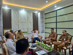 https://www.gardatipikornews.com.adhyaksanews.com/tes-urine-warnai-apel-pagi-polres-sukabumi-tegaskan-komitmen-bersih-narkoba