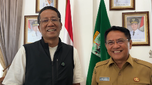 https://www.gardatipikornews.com.adhyaksanews.com/pembangunan-misterius-di-gunung-dahu-diduga-tanpa-izin-material-disinyalir-diambil-dari-kawasan-hutan-desa