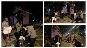 https://www.gardatipikornews.com.adhyaksanews.com/polsek-sandubaya-respon-cepat-aduan-110-datangi-koskosan-yang-diduga-ganggu-ketenangan-warga
