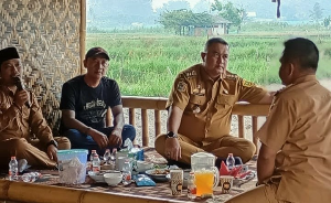 https://www.gardatipikornews.com.adhyaksanews.com/pengendalian-banjir-melalui-peran-penyuluh-dan-masyarakat-dalam-program-reboisasi
