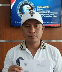 https://www.gardatipikornews.com.adhyaksanews.com/tampilkan-kerasi-siswa-siswi-sdn-2-pasir-halang-gelar-acara-kenaikan-kelas-dan-perpisahan
