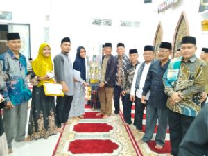 https://www.gardatipikornews.com.adhyaksanews.com/ketum-pwdpi-percayakan-keluarga-dan-rekan-ke-universitas-malahayati-kampus-berkualitas-dan-kebanggaan-lampung