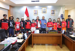 https://www.gardatipikornews.com.adhyaksanews.com/menaker-tegaskan-pentingnya-pelindungan-jaminan-sosial-bagi-pekerja-penerima-upah