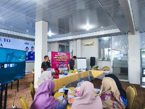 https://www.gardatipikornews.com.adhyaksanews.com/sekjen-kkp-serahkan-excavator-dan-bantuan-benih-ikan-di-padang-pariaman-percepat-pemulihan-sektor-perikanan-pascabencana