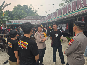 https://www.gardatipikornews.com.adhyaksanews.com/dekat-tokoh-agama-kapolresta-pati-perkenalkan-diri-lewat-safari-subuh