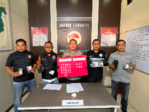 https://www.gardatipikornews.com.adhyaksanews.com/penanganan-longsor-di-padang-pariaman-dipercepat-jalan-darurat-jadi-prioritas