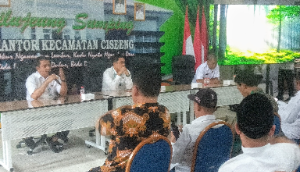 https://www.gardatipikornews.com.adhyaksanews.com/peduli-odgj-kapolsek-simpenan-rawat-langsung-wanita-gangguan-jiwa-ubah-pandangan-masyarakat