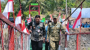 https://www.gardatipikornews.com.adhyaksanews.com/jembatan-merah-putih-presisi-kamandoran-resmi-beroperasi-perkuat-akses-dan-mobilitas-warga-cibadak