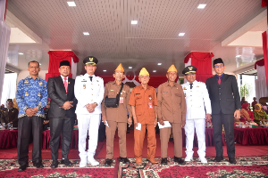 https://www.gardatipikornews.com.adhyaksanews.com/kecamatan-ciseeng-gelar-upacara-hut-ri-ke81-pengibaran-bendera-dan-karnaval-meriahkan-perayaan-kemerdekaan