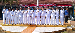 https://www.gardatipikornews.com.adhyaksanews.com/bupati-jka-serahkan-tali-asih-kepada-70-veteran-padang-pariaman